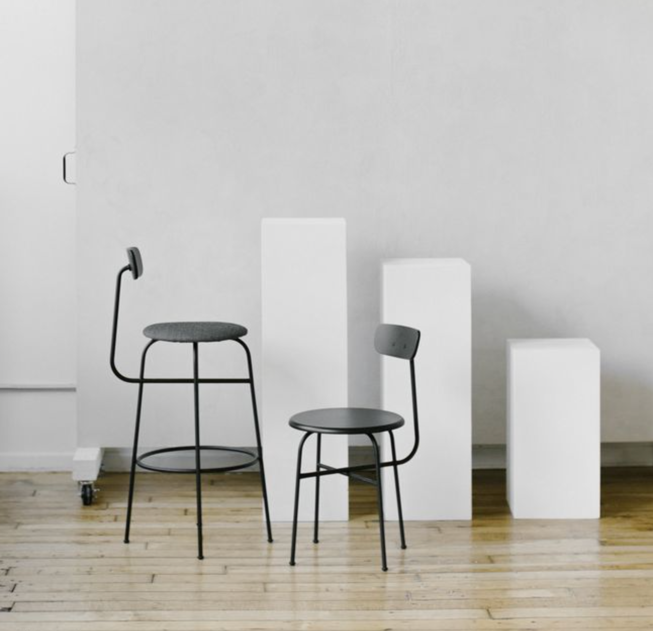 Cardboard Plinths & Pedastals